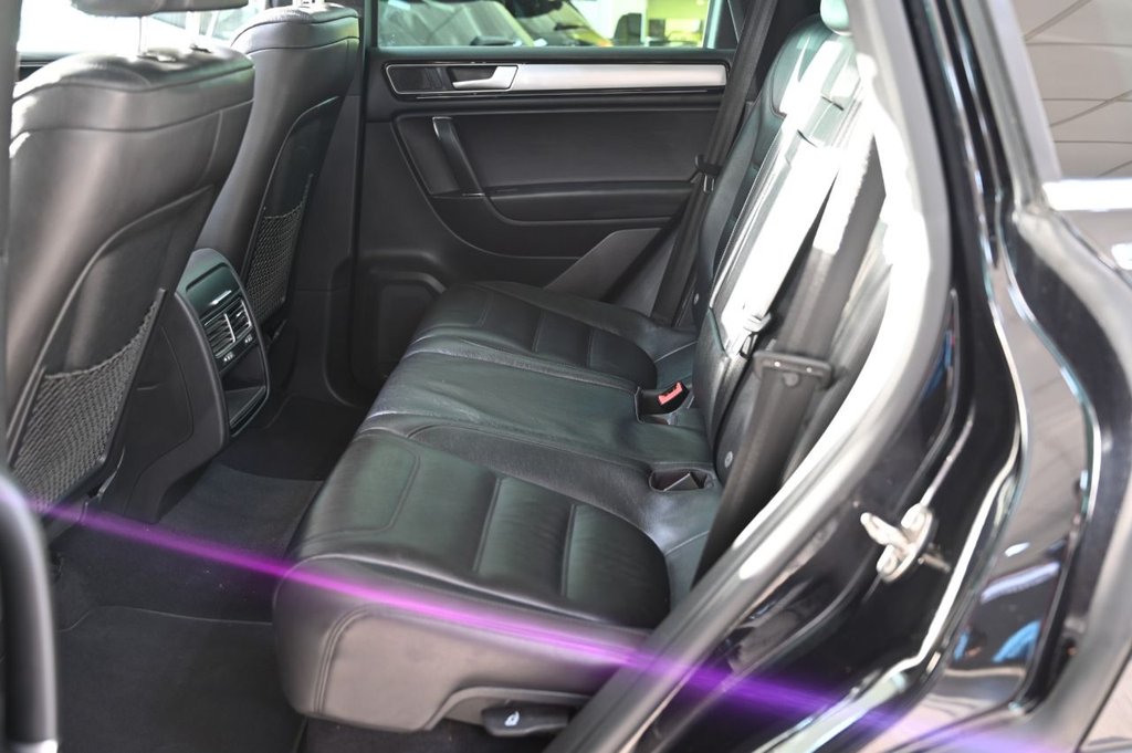 Used Volkswagen Touareg 2016 for sale - 76751382: Photo 18