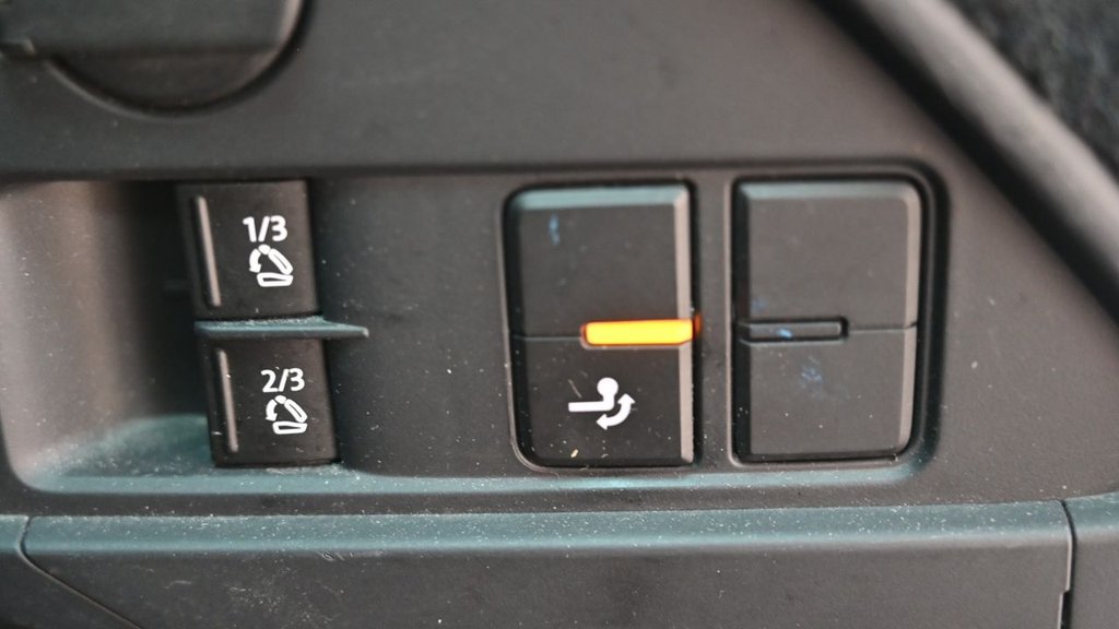 Used Volkswagen Touareg 2016 for sale - 76751382: Photo 44