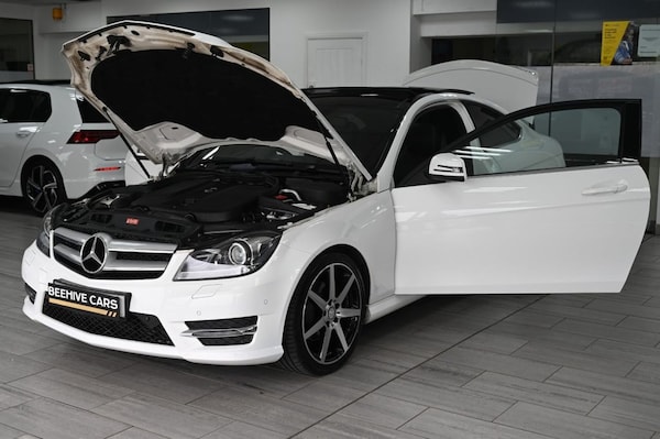 Used Mercedes-Benz C-Class 2015 for sale - 75275724: Photo 11