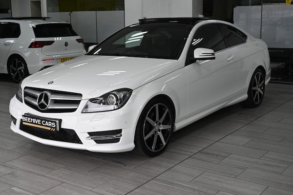 Used Mercedes-Benz C-Class 2015 for sale - 75275724: Photo 4