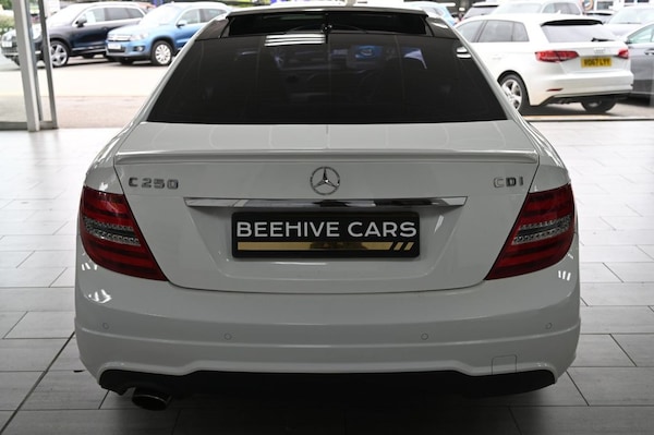 Used Mercedes-Benz C-Class 2015 for sale - 75275724: Photo 6
