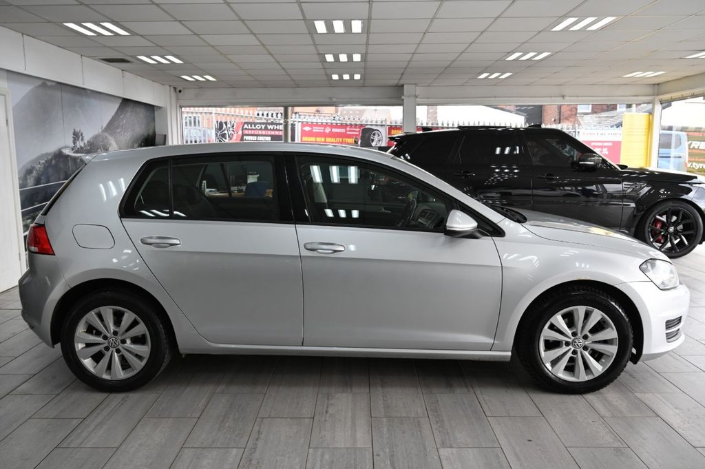 Used Volkswagen Golf 2014 for sale - 78044271: Photo 3