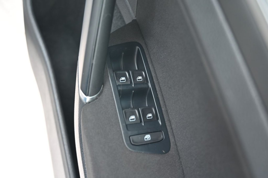 Used Volkswagen Golf 2014 for sale - 78044271: Photo 30