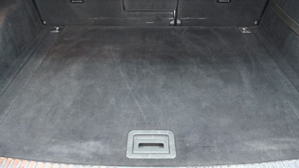 Used Volkswagen Touareg 2013 for sale - 76962121: Photo 12