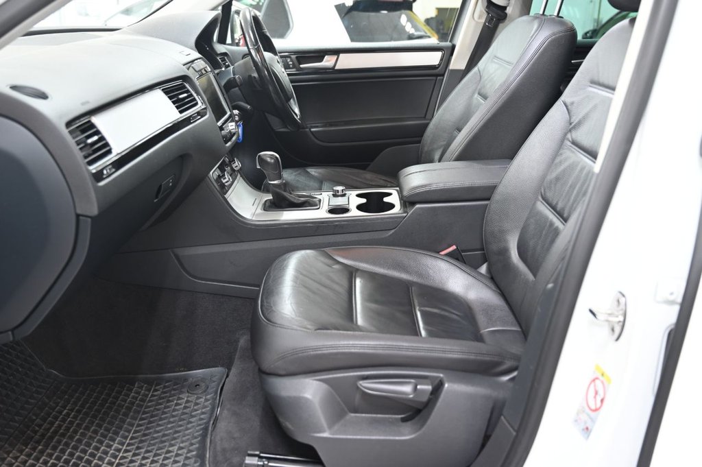 Used Volkswagen Touareg 2013 for sale - 76962121: Photo 17