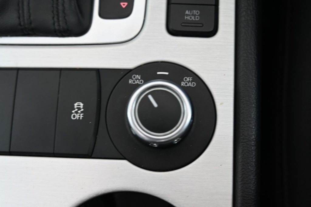 Used Volkswagen Touareg 2013 for sale - 76962121: Photo 33