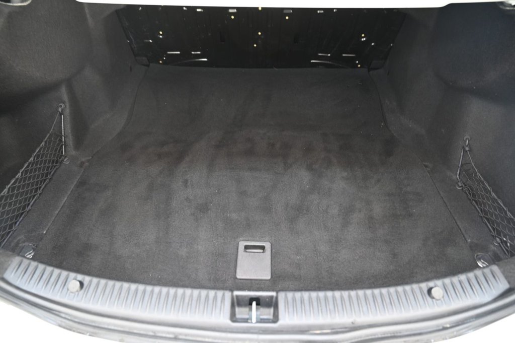 Used Mercedes-Benz C Class 2015 for sale - 76962138: Photo 12