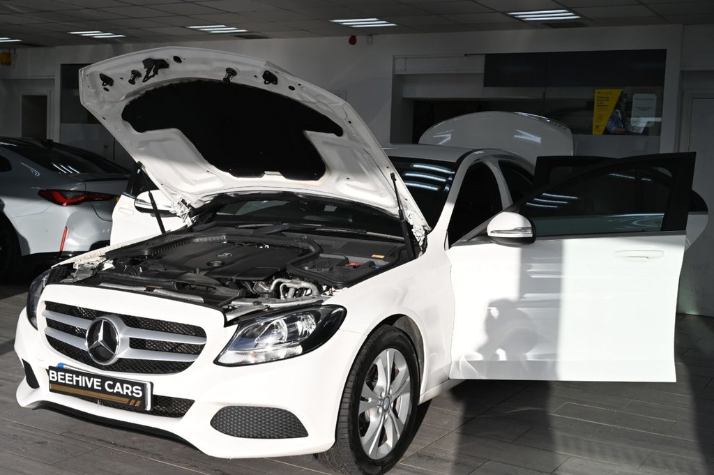 Used Mercedes-Benz C Class 2015 for sale - 76962138: Photo 14