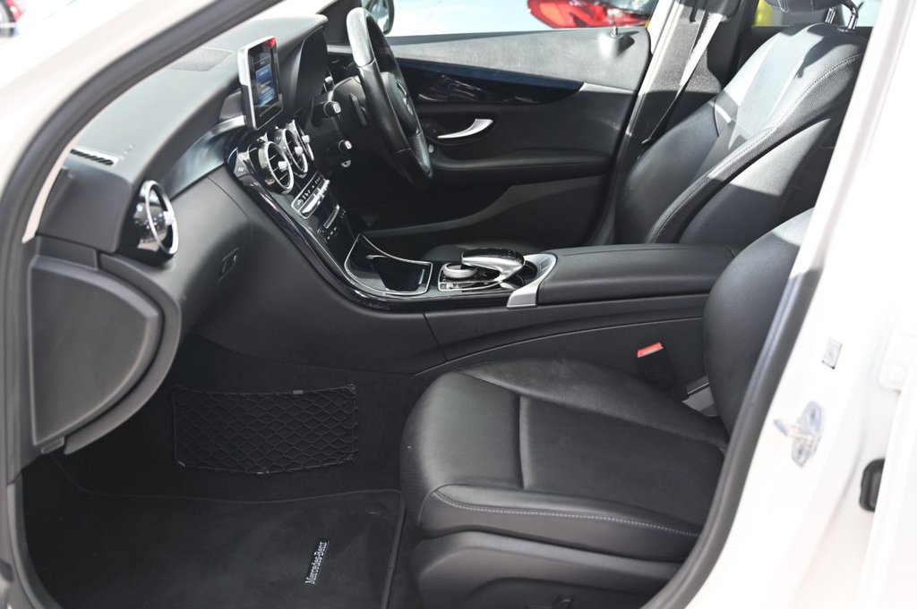Used Mercedes-Benz C Class 2015 for sale - 76962138: Photo 17