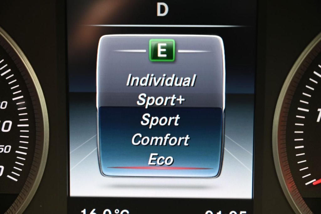 Used Mercedes-Benz C Class 2015 for sale - 76962138: Photo 23