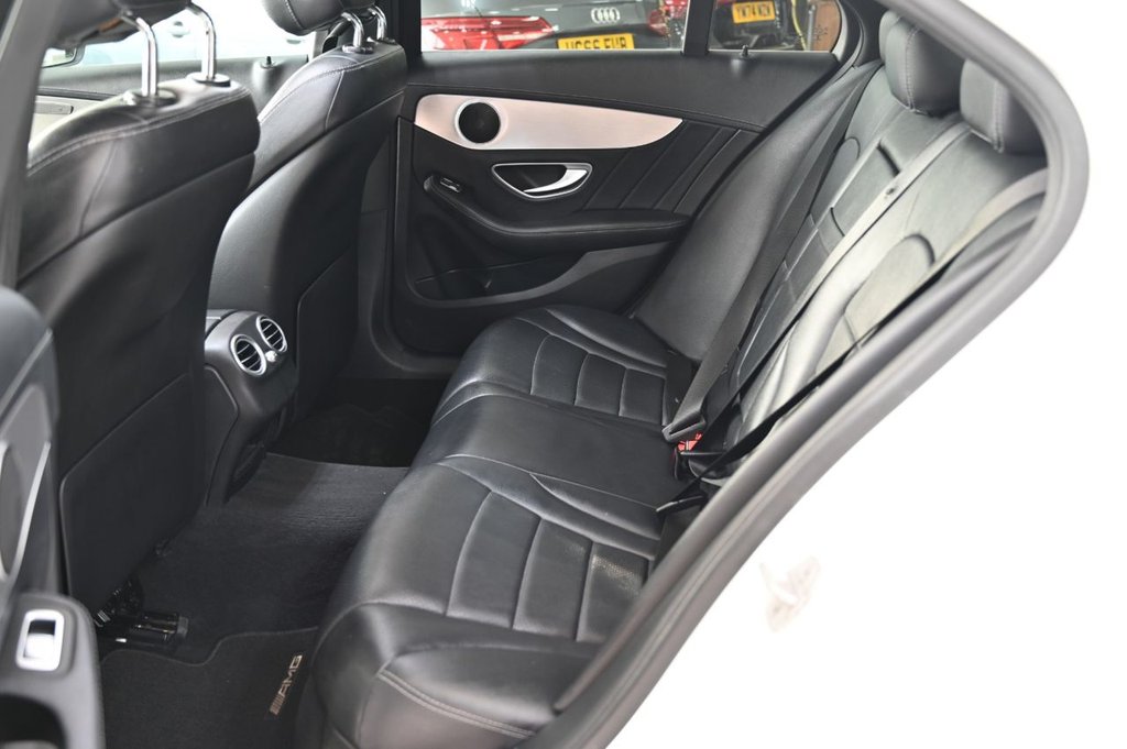 Used Mercedes-Benz C Class 2015 for sale - 77976559: Photo 15