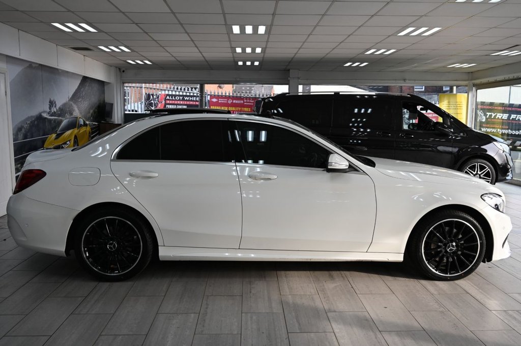 Used Mercedes-Benz C Class 2015 for sale - 77976559: Photo 3