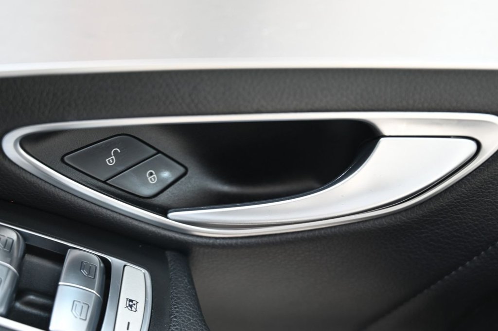 Used Mercedes-Benz C Class 2015 for sale - 77976559: Photo 38