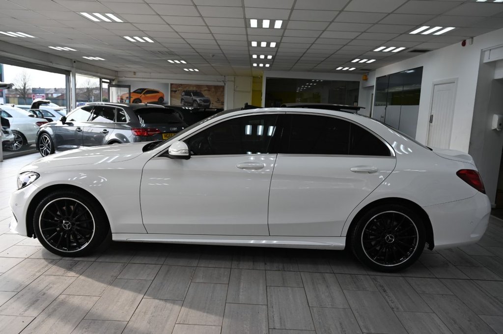 Used Mercedes-Benz C Class 2015 for sale - 77976559: Photo 4