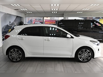 Used Kia Rio 2017 for sale - 77976319: Photo