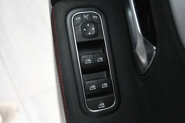 Used Mercedes-Benz A-Class 2018 for sale - 75675905: Photo 34