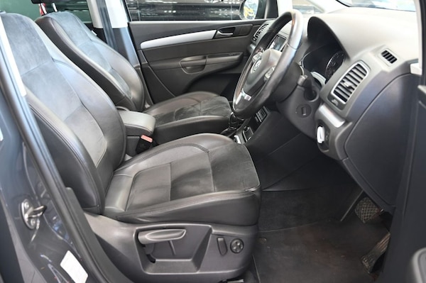Used Volkswagen Sharan 2012 for sale - 76080307: Photo 16