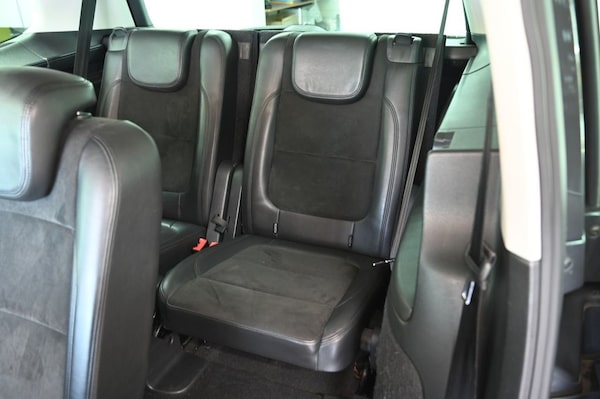 Used Volkswagen Sharan 2012 for sale - 76080307: Photo 20