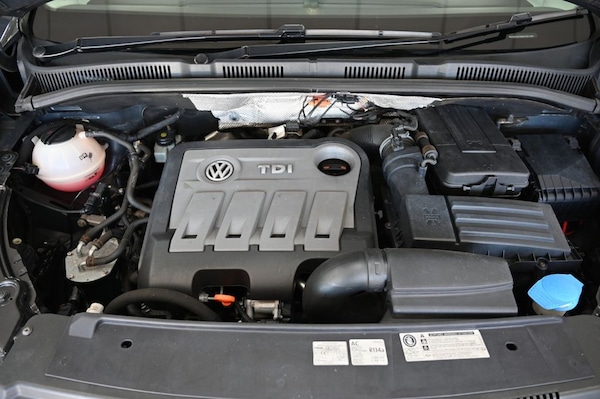 Used Volkswagen Sharan 2012 for sale - 76080307: Photo 38