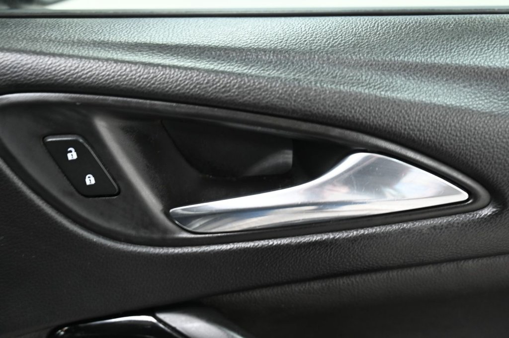 Used Vauxhall Astra 2016 for sale - 76841639: Photo 32