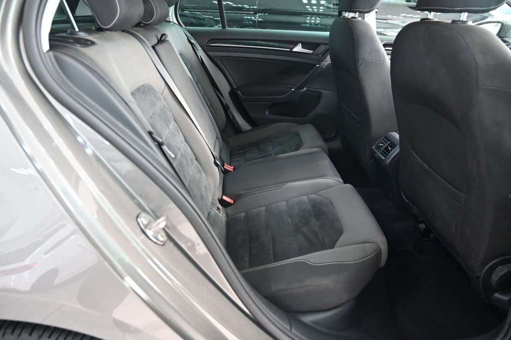 Used Volkswagen Golf 2013 for sale - 77764649: Photo 16