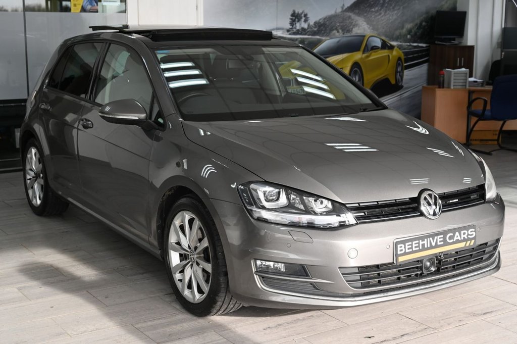 Used Volkswagen Golf 2013 for sale - 77764649: Photo 2