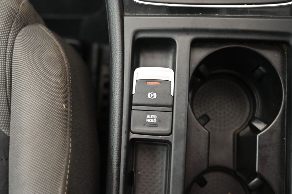 Used Volkswagen Golf 2013 for sale - 77764649: Photo 32