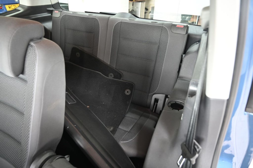 Used Volkswagen Touran 2013 for sale - 77885045: Photo 18