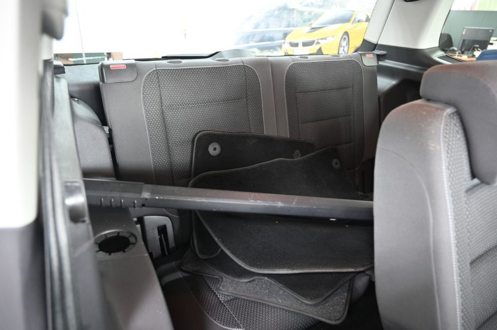 Used Volkswagen Touran 2013 for sale - 77885045: Photo 20