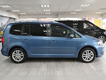 Used Volkswagen Touran 2013 for sale - 77885045: Photo
