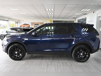 Used Land Rover Discovery Sport 2017 for sale - 78330084: Photo