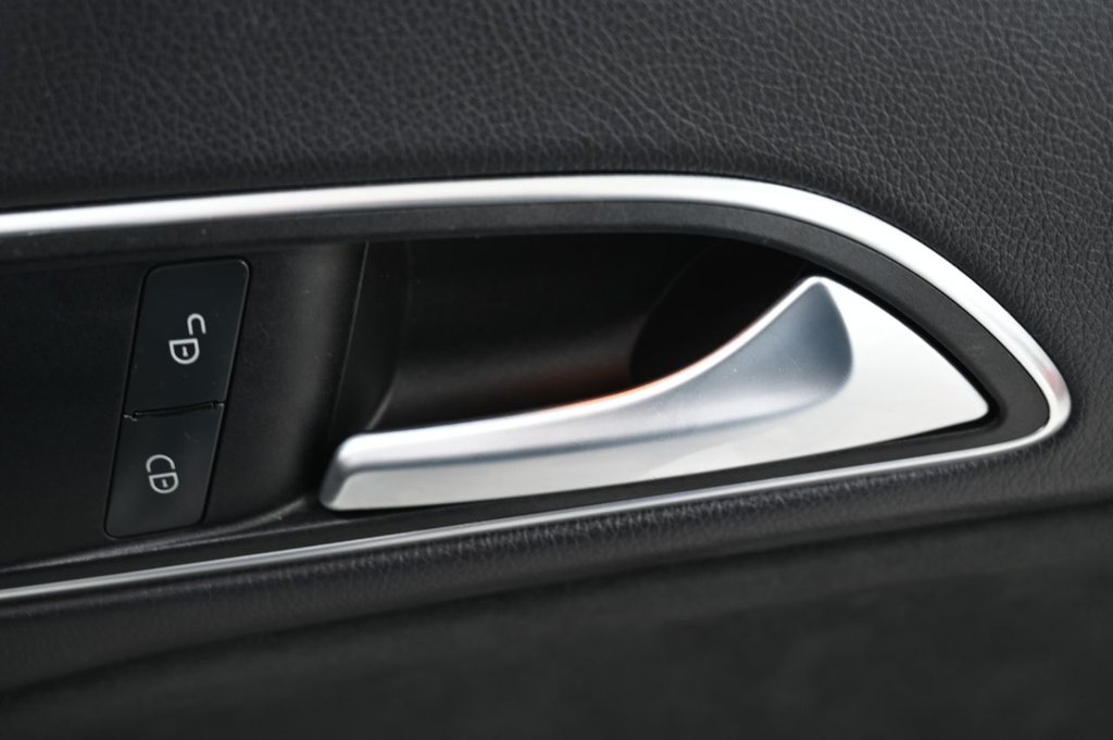Used Mercedes-Benz CLA 2015 for sale - 76303708: Photo 23