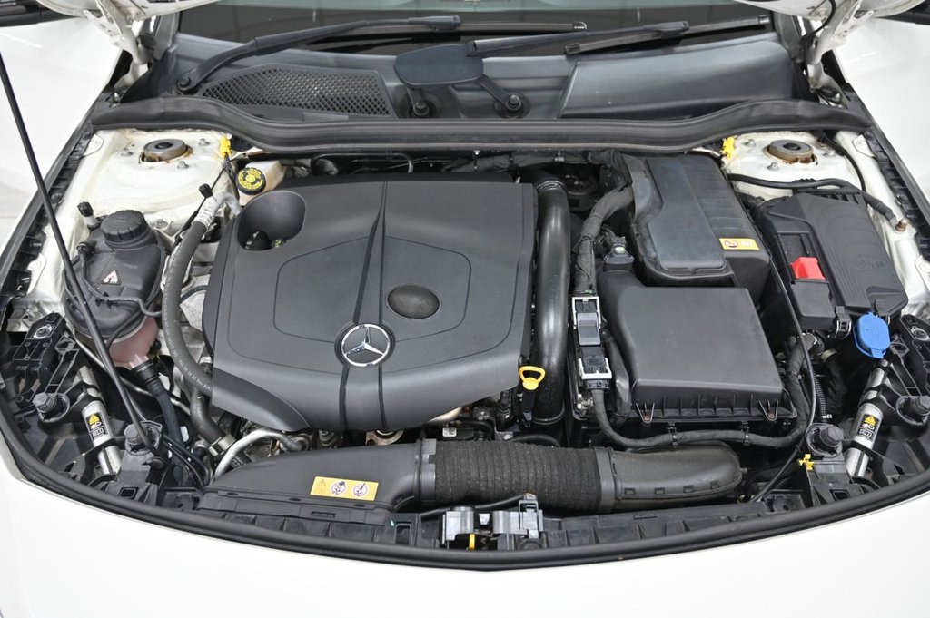 Used Mercedes-Benz CLA 2015 for sale - 76303708: Photo 29