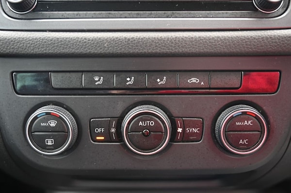 Used Volkswagen Tiguan 2016 for sale - 76068310: Photo 23