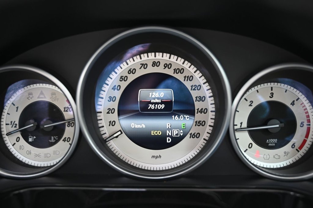 Used Mercedes-Benz E Class 2013 for sale - 77341542: Photo 20