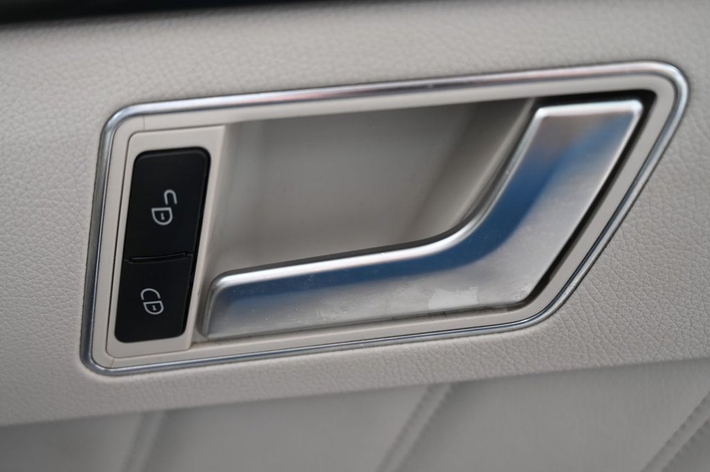 Used Mercedes-Benz E Class 2013 for sale - 77341542: Photo 27