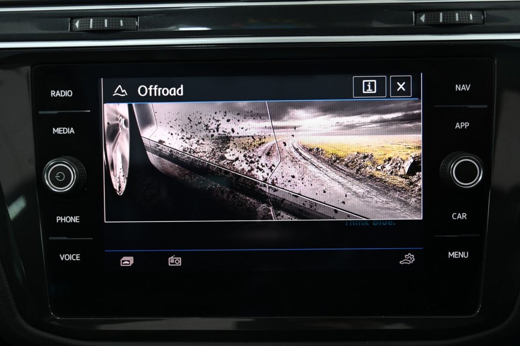 Used Volkswagen Tiguan 2020 for sale - 77621476: Photo 32