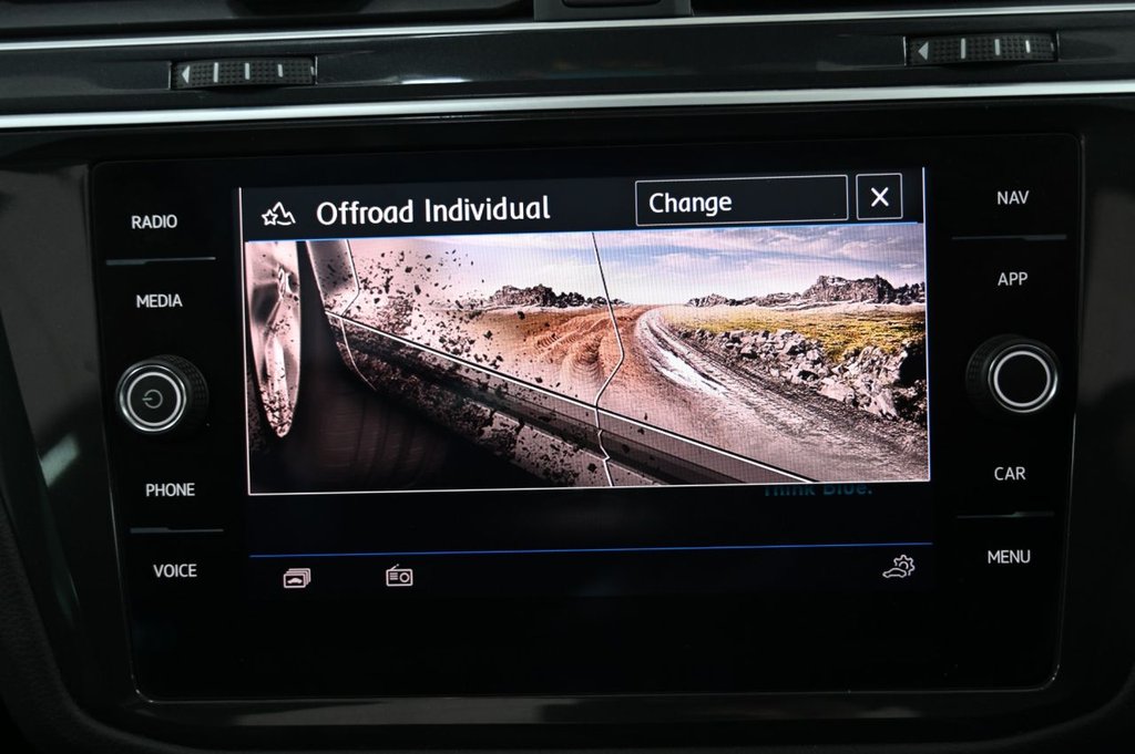 Used Volkswagen Tiguan 2020 for sale - 77621476: Photo 33