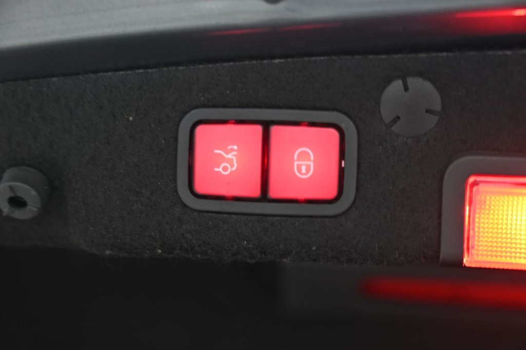 Used Mercedes-Benz C Class 2017 for sale - 76751117: Photo 41