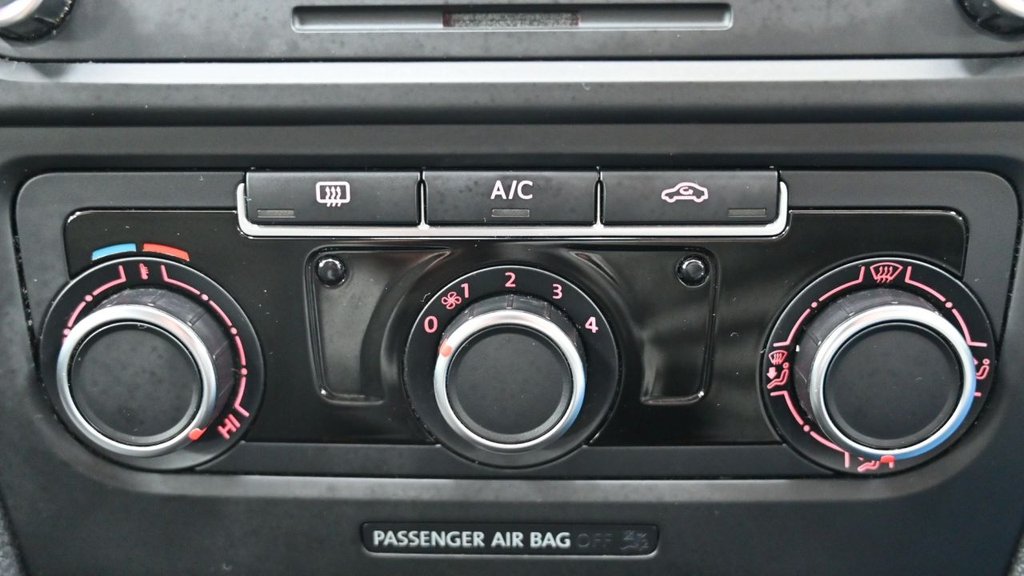 Used Volkswagen Golf 2012 for sale - 77383642: Photo 23