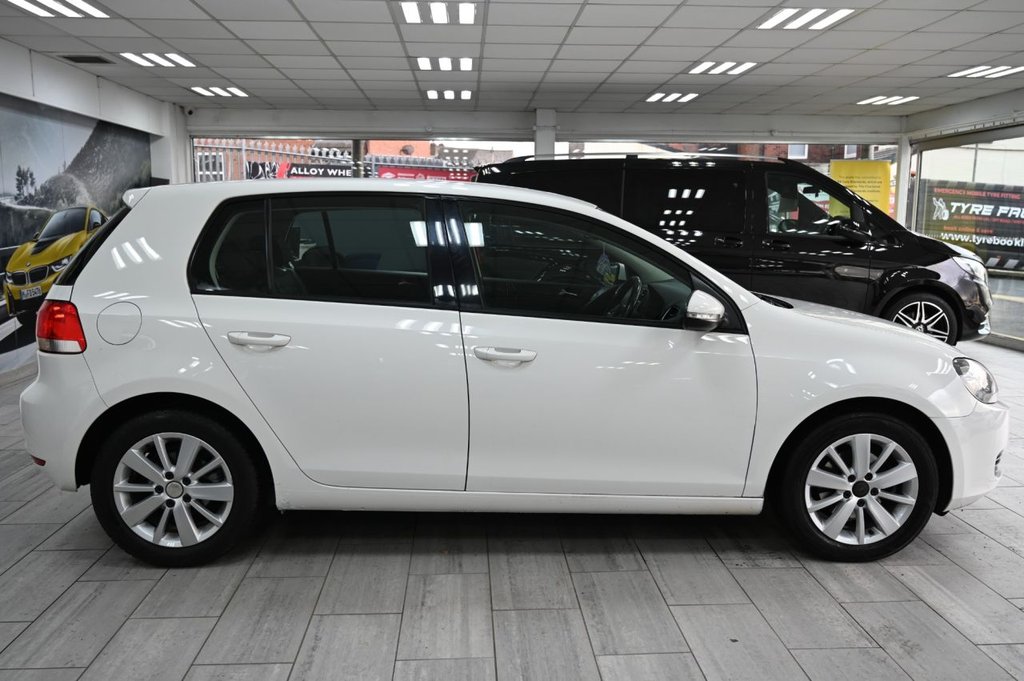 Used Volkswagen Golf 2012 for sale - 77383642: Photo 3