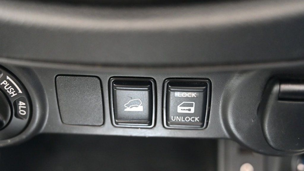 Used Nissan Navara 2019 for sale - 76546663: Photo 29