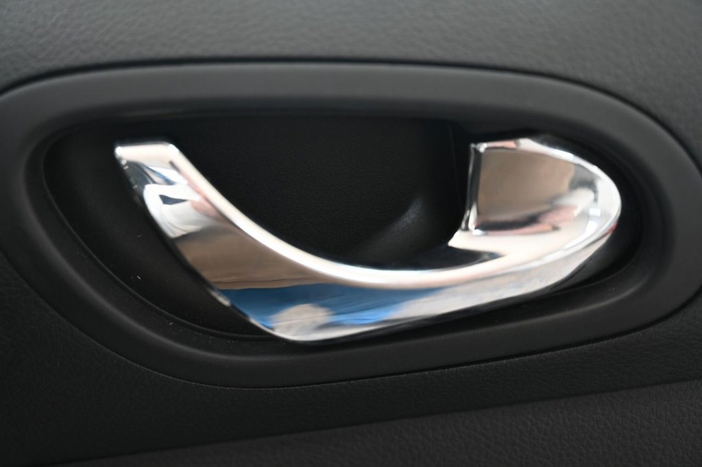 Used Nissan Navara 2019 for sale - 76546663: Photo 30