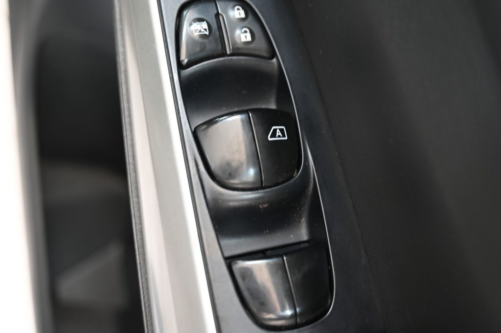 Used Nissan Navara 2019 for sale - 76546663: Photo 33