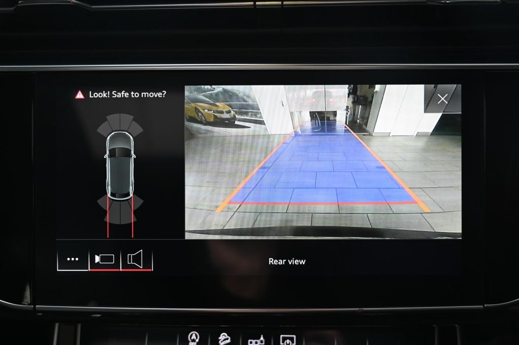 Used Audi Q8 2020 for sale - 76367587: Photo 23
