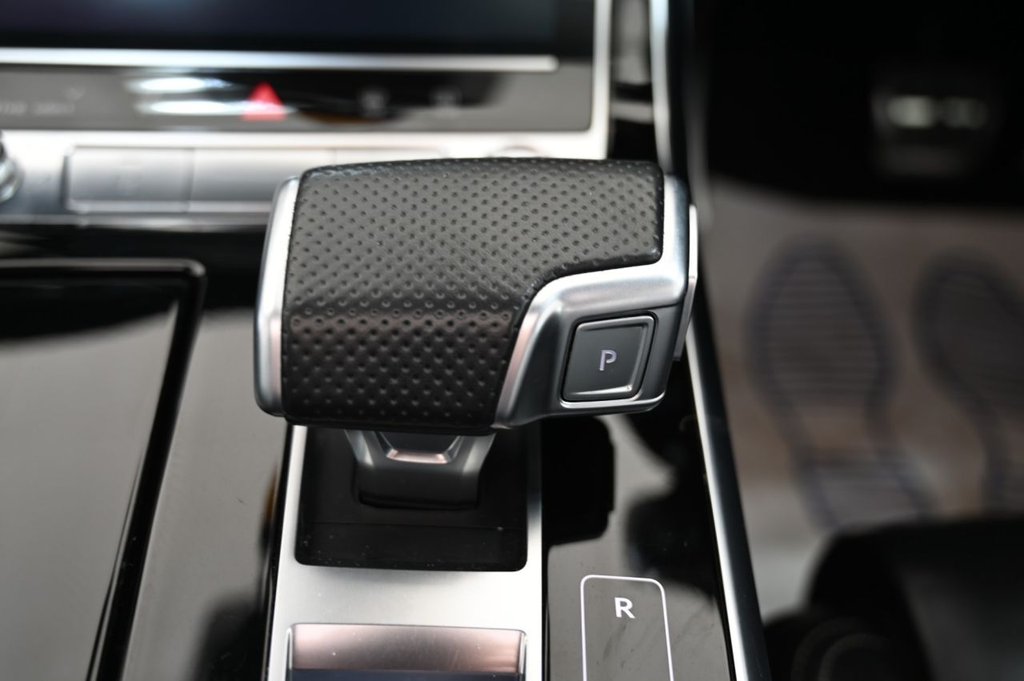 Used Audi Q8 2020 for sale - 76367587: Photo 35