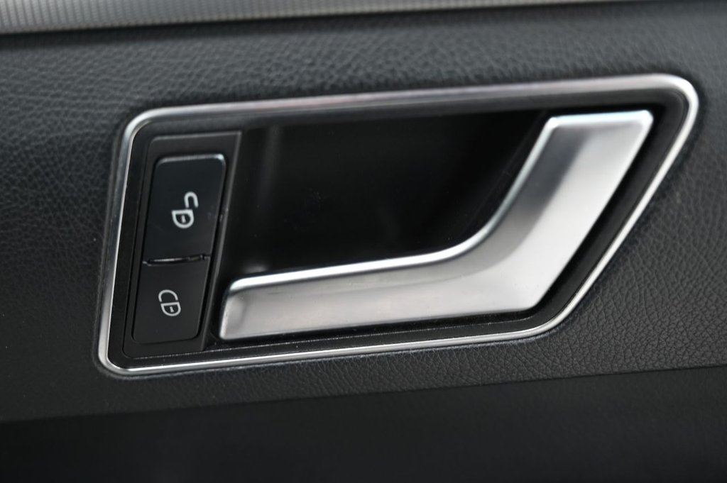 Used Mercedes-Benz E Class 2014 for sale - 77879604: Photo 30