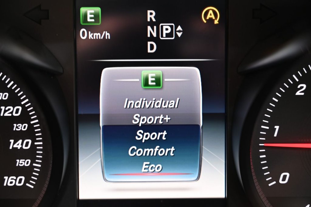 Used Mercedes-Benz C Class 2014 for sale - 76961963: Photo 23