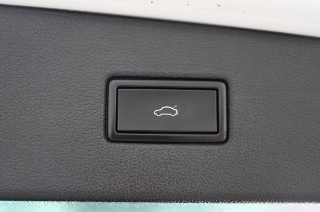 Used Volkswagen Tiguan 2020 for sale - 78043924: Photo 41