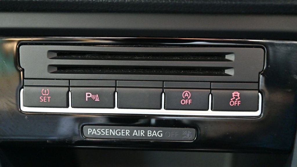 Used Volkswagen Sharan 2014 for sale - 76751376: Photo 28